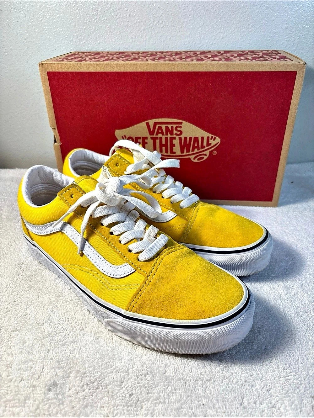 Vans Old Skool Sneakers Yellow & White US 7.5 Like New